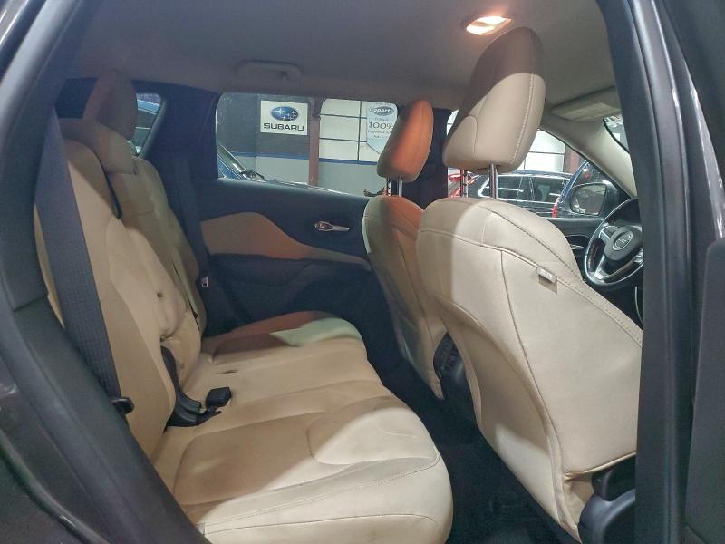 Фото 11 - JEEP GRAND CHER