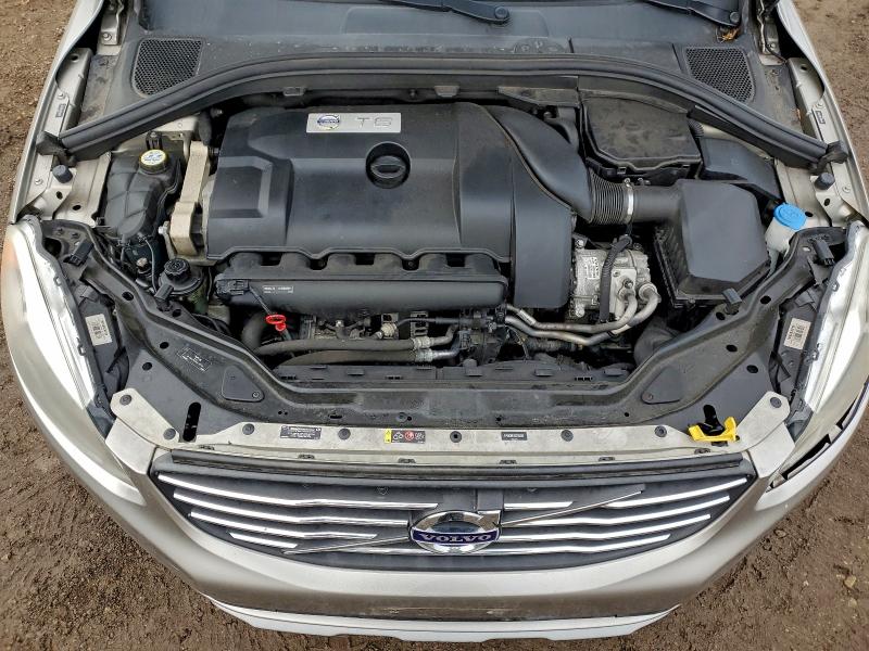 Фото 11 - VOLVO XC60