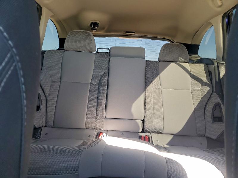 Фото 10 - SUBARU OUTBACK