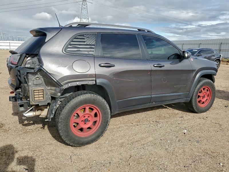 Фото 3 - JEEP CHEROKEE