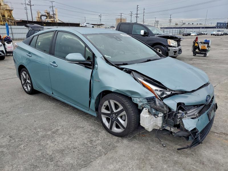 Фото 4 - TOYOTA PRIUS