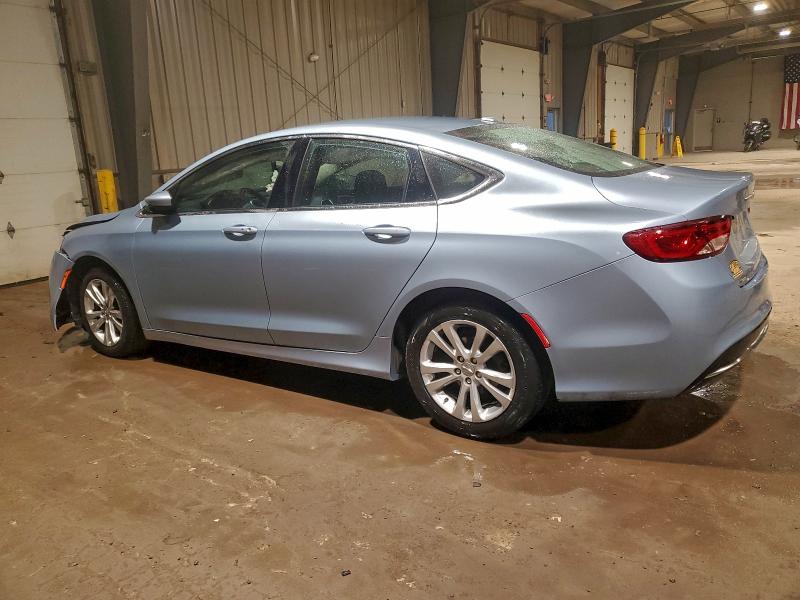 Фото 2 - CHRYSLER 200