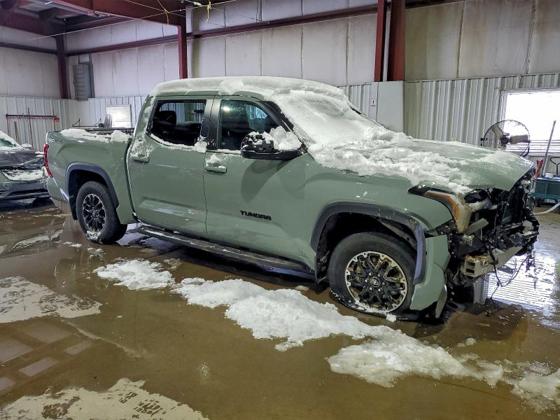 Фото 4 - TOYOTA TUNDRA