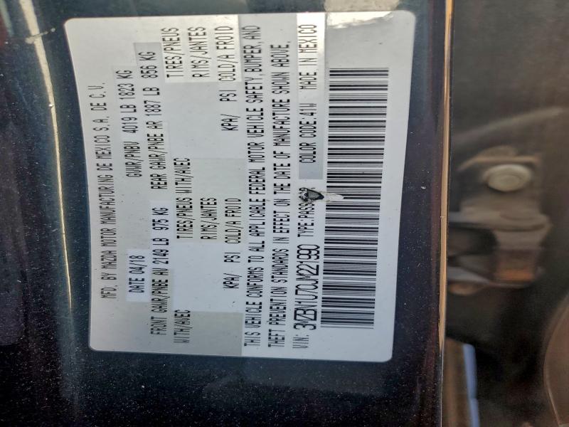 Фото 13 - MAZDA 3