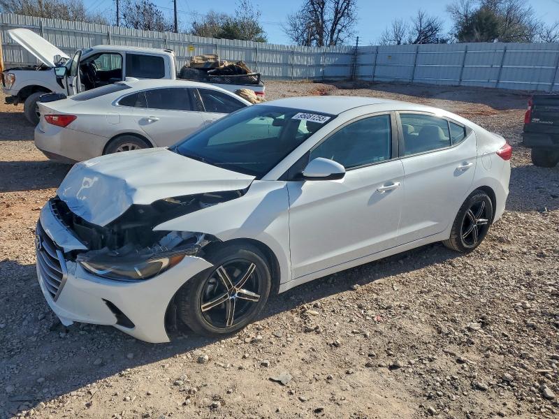 Фото 1 - HYUNDAI ELANTRA