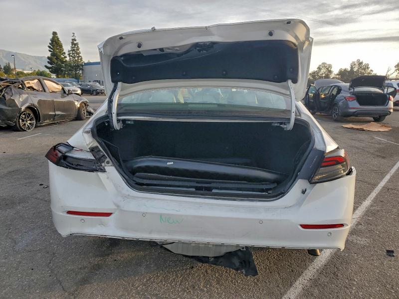 Фото 6 - HONDA ACCORD