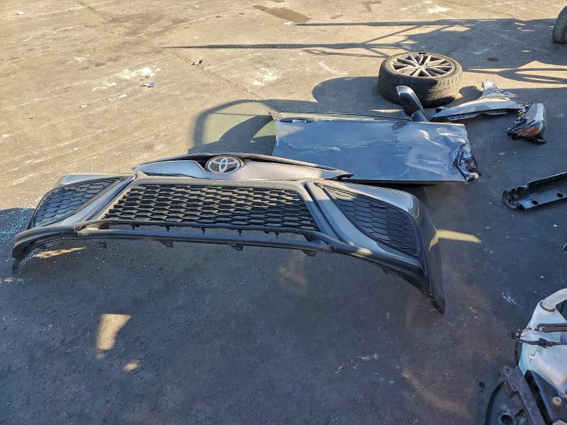 Фото 12 - TOYOTA CAMRY