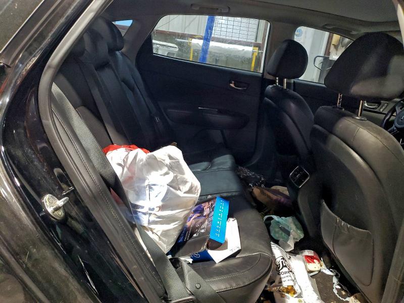 Фото 10 - KIA OPTIMA