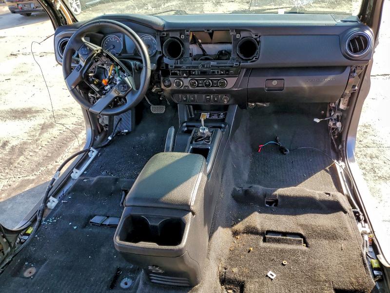 Фото 8 - TOYOTA TACOMA