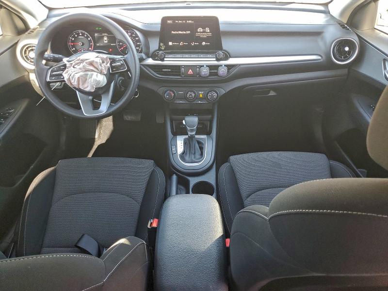 Фото 8 - KIA FORTE