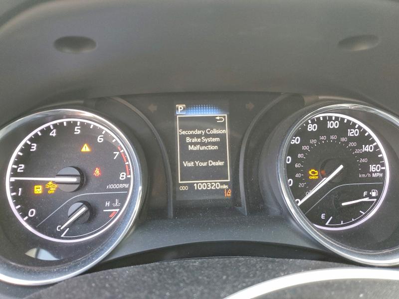 Фото 9 - TOYOTA CAMRY