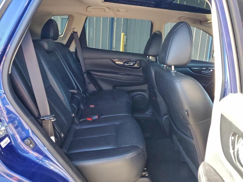 Фото 10 - NISSAN ROGUE