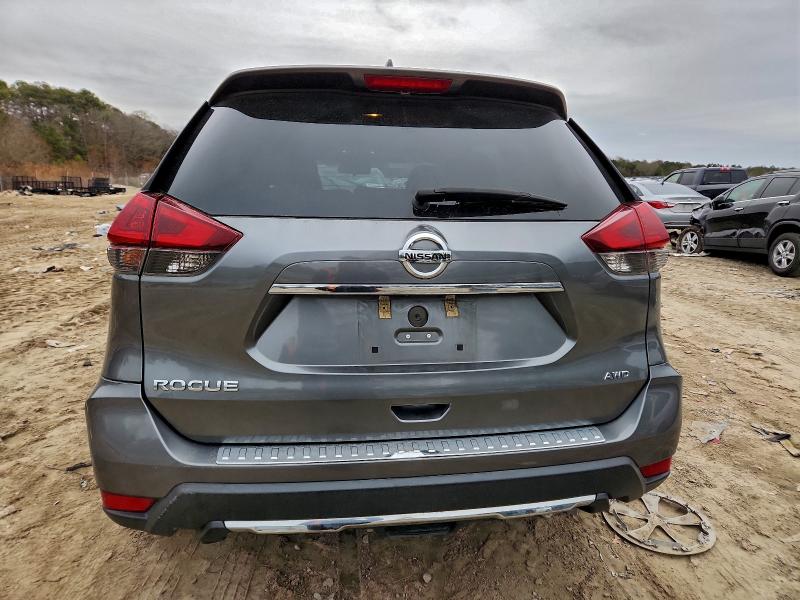 Фото 6 - NISSAN ROGUE