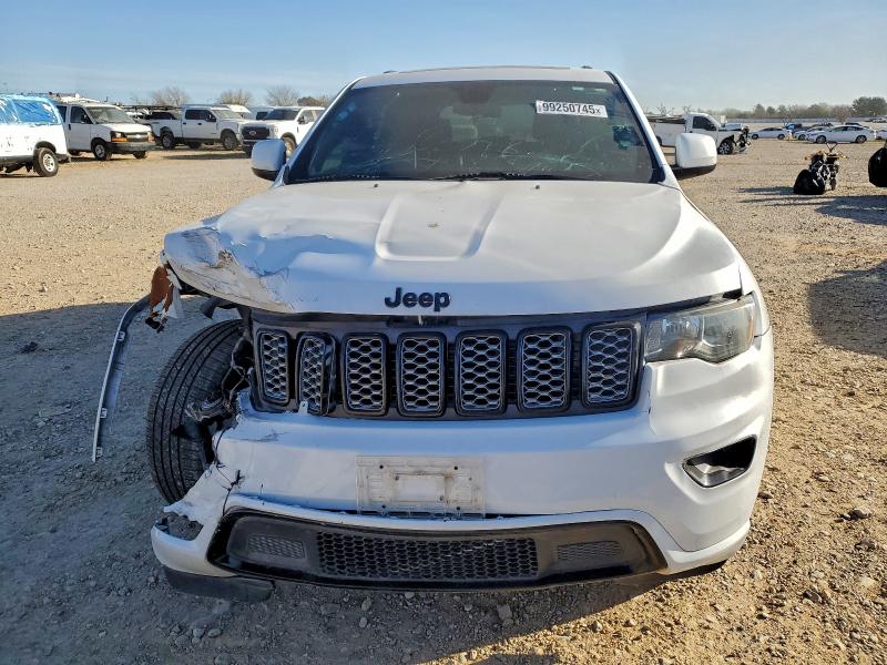 Фото 5 - JEEP GRAND CHER