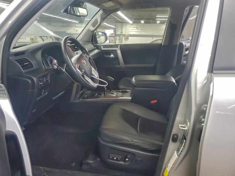 Фото 7 - TOYOTA 4RUNNER