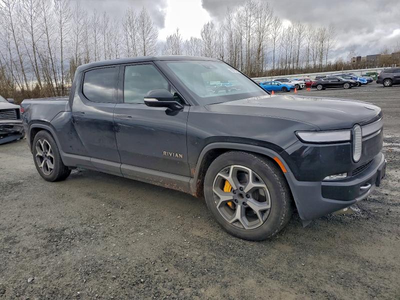 RIVIAN RIT 2022 VIN 7FCTGAAA7NN006923