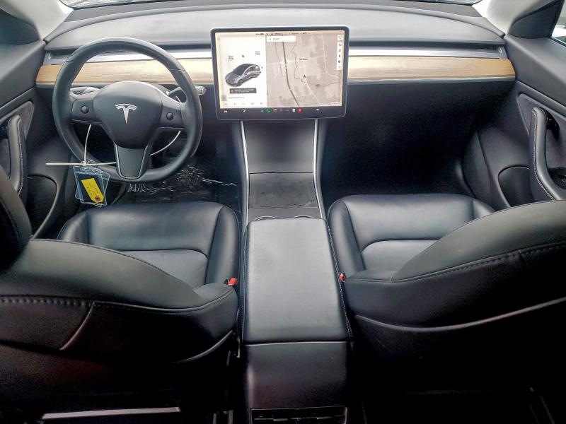 Фото 8 - TESLA MODEL 3