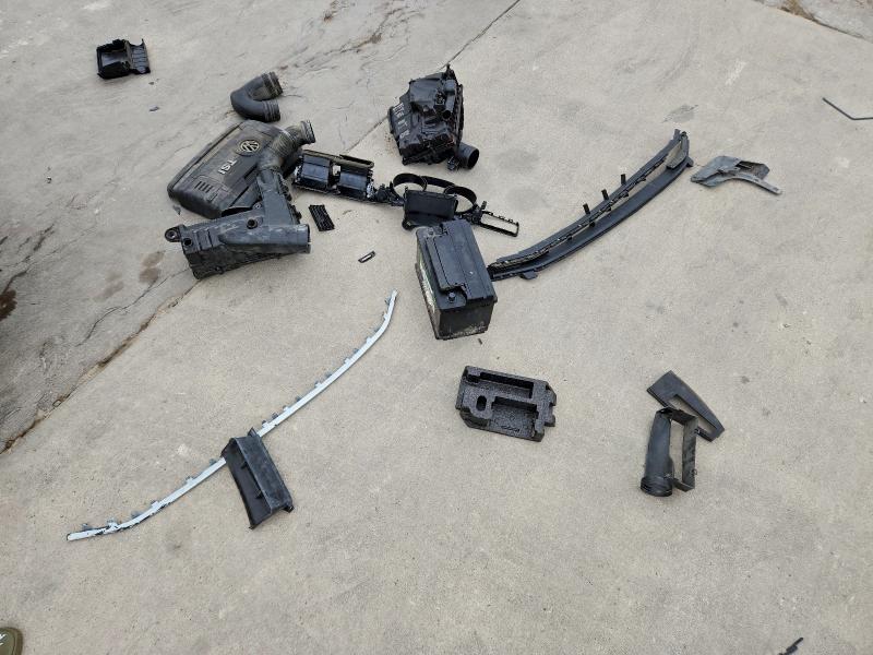 Фото 12 - VOLKSWAGEN JETTA