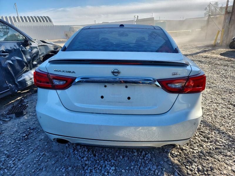 Фото 6 - NISSAN MAXIMA