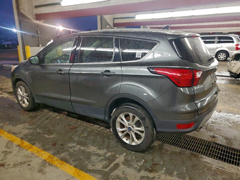 Фото 2 - FORD ESCAPE