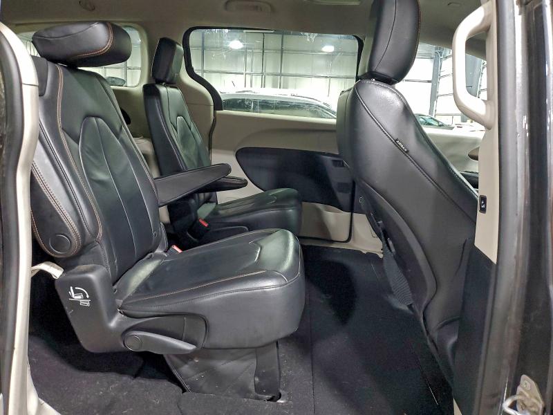 Фото 11 - CHRYSLER PACIFICA