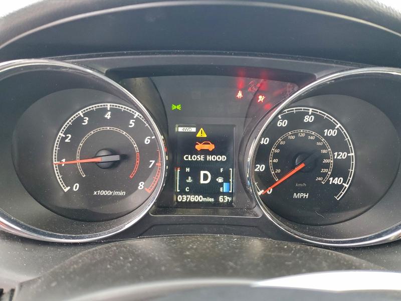 Фото 9 - MITSUBISHI OUTLANDER