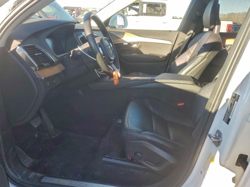 Фото 7 - VOLVO XC90