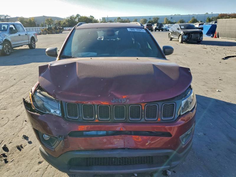 Фото 5 - JEEP COMPASS