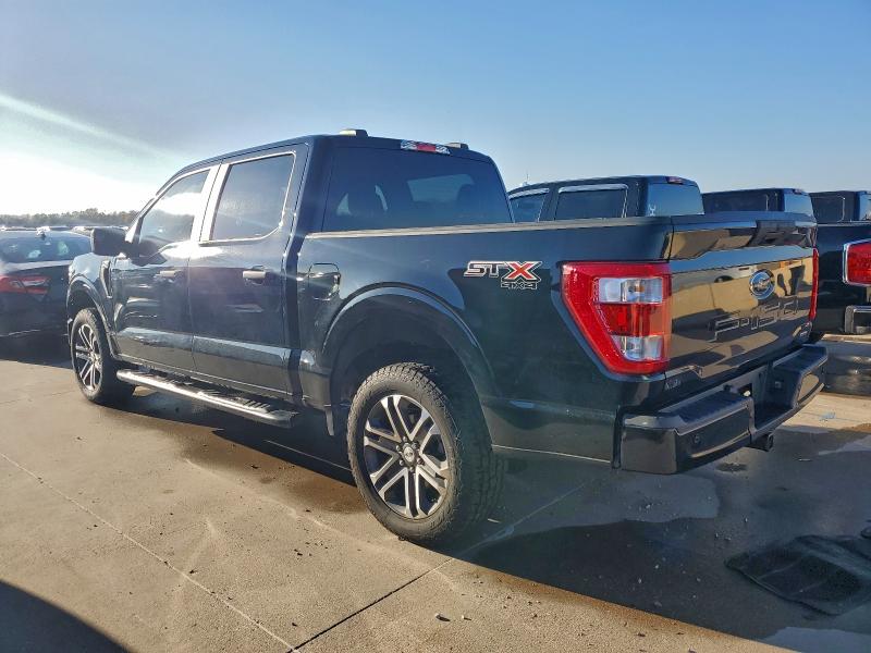 Фото 2 - FORD F-150