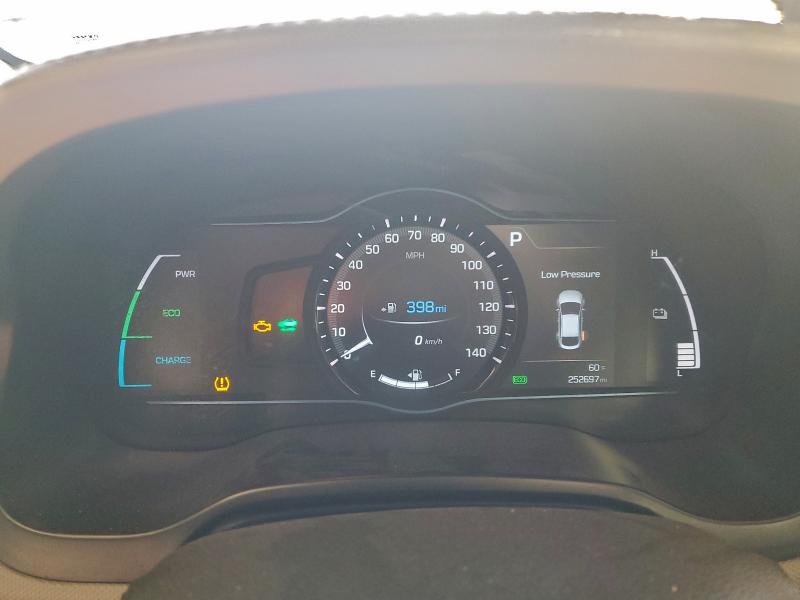 Фото 9 - HYUNDAI IONIQ