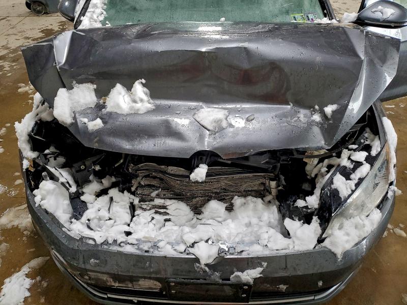 Фото 11 - VOLKSWAGEN GOLF