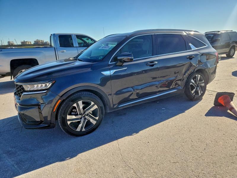 Фото 1 - KIA SORENTO