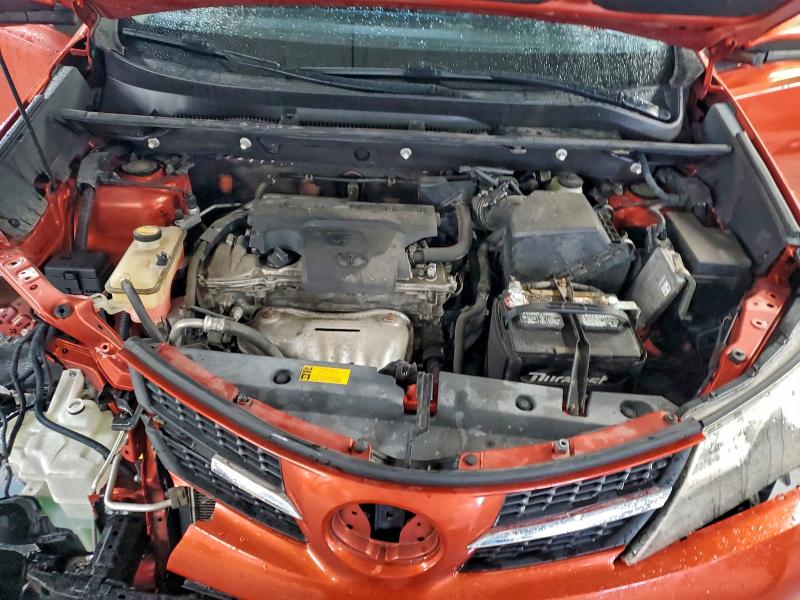 Фото 12 - TOYOTA RAV4