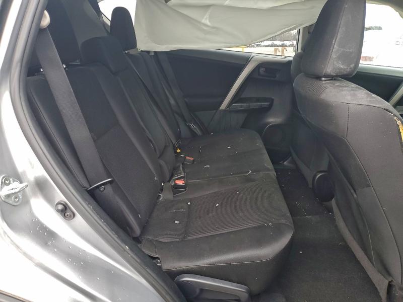 Фото 11 - TOYOTA RAV4