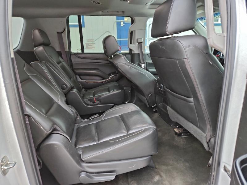 Фото 11 - CHEVROLET SUBURBAN