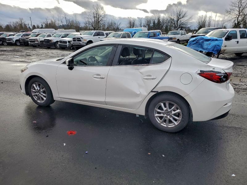 Фото 2 - MAZDA 3