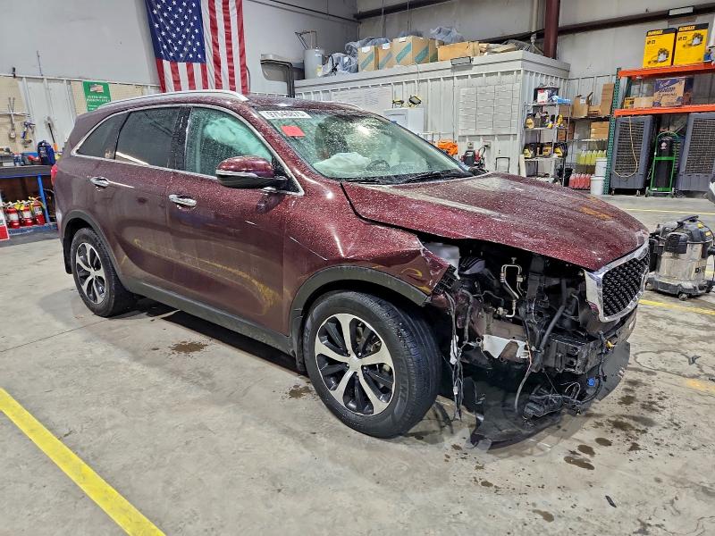 Фото 4 - KIA SORENTO