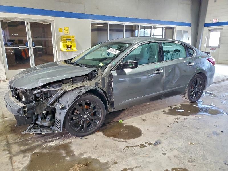 Фото 1 - NISSAN ALTIMA