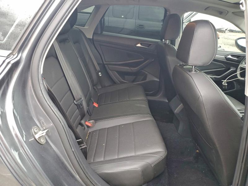 Фото 10 - VOLKSWAGEN JETTA