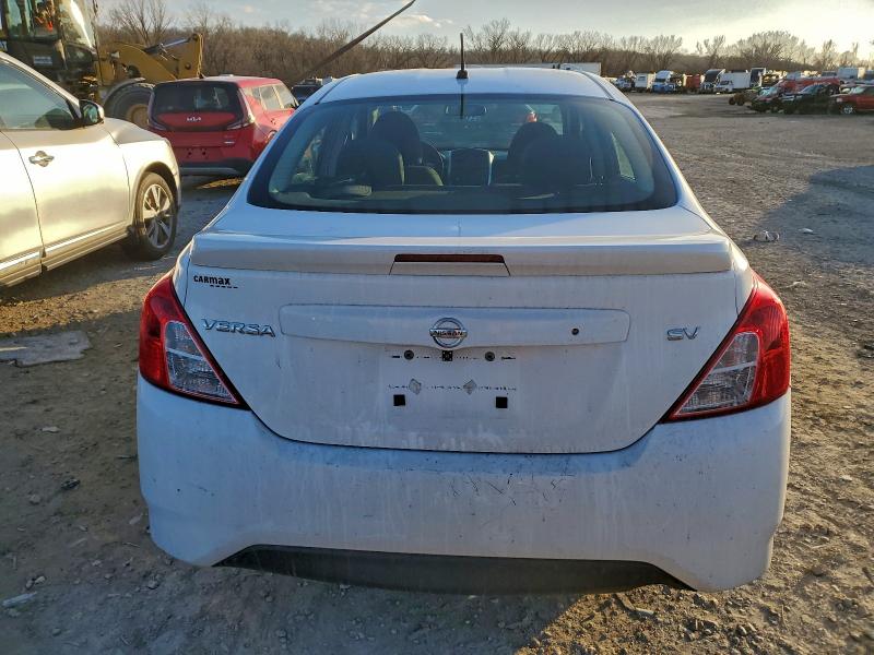 Фото 6 - NISSAN VERSA