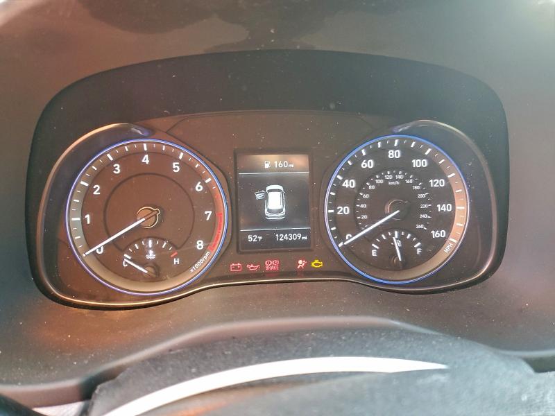 Фото 9 - HYUNDAI KONA