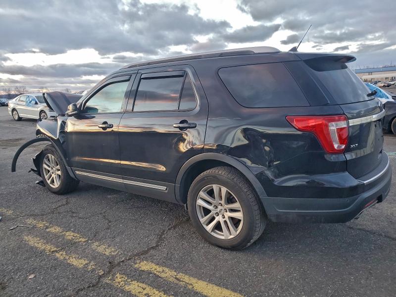 Фото 2 - FORD EXPLORER