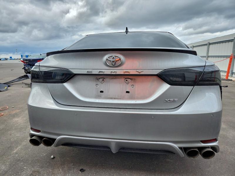 Фото 6 - TOYOTA CAMRY