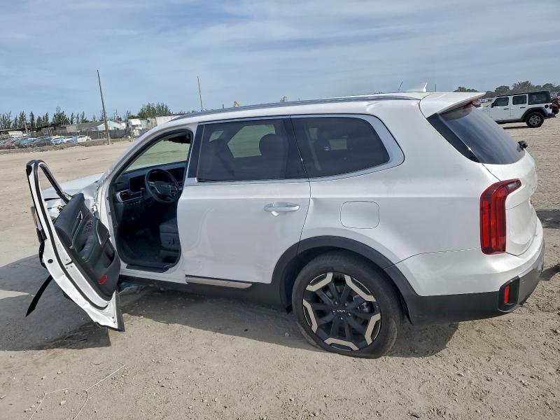 Фото 2 - KIA TELLURIDE