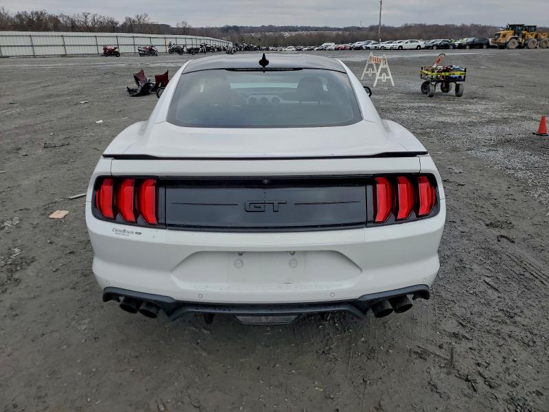 Фото 6 - FORD MUSTANG