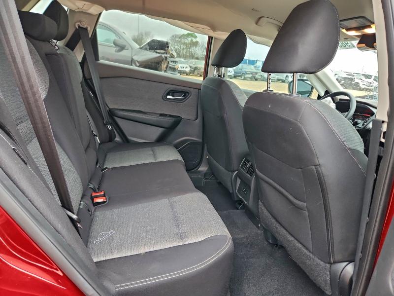 Фото 11 - NISSAN ROGUE