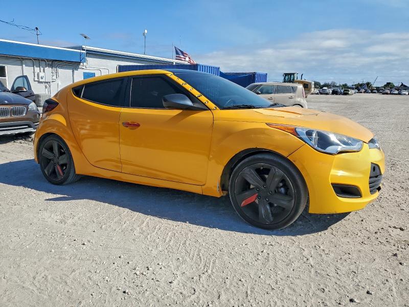Фото 4 - HYUNDAI VELOSTER