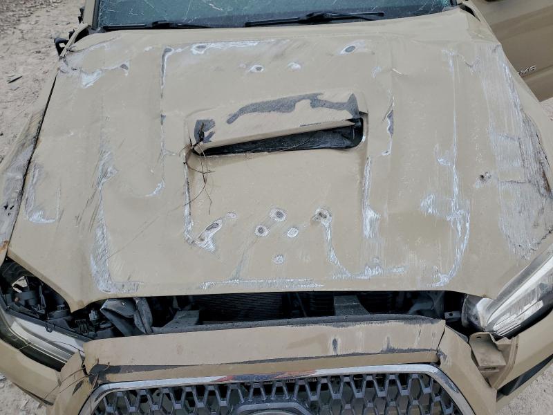 Фото 11 - TOYOTA TACOMA