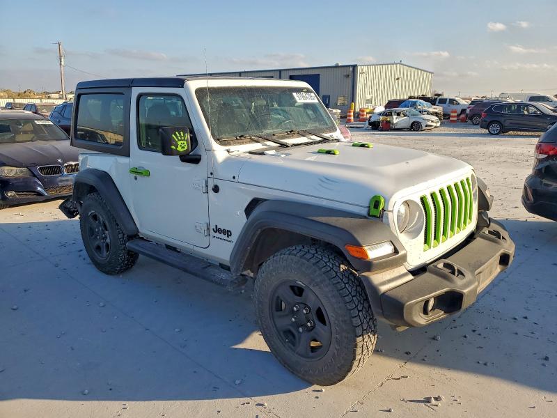 Фото 4 - JEEP WRANGLER