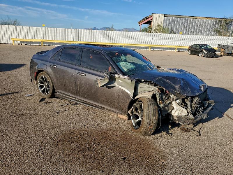 Фото 4 - CHRYSLER 300